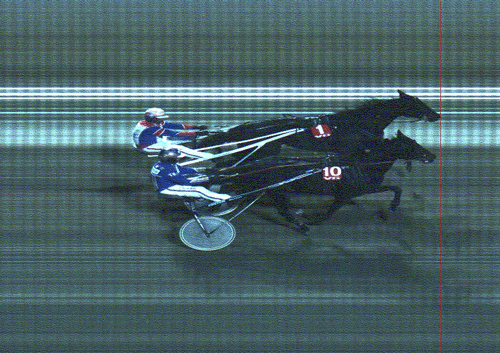 Det blev hårdt i mål, men Anastcia Dust klarede akkurat at holde sig foran til sejr