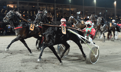 Takethem vinder foran Je t'Aime Express. Foto Kanal 75