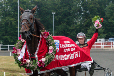 Kan April Hydrup lave en Wild Jessie?