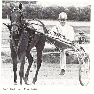 Ole Petter havde en stor sæson på Fyens Væddeløbsbane i 19784 - her efter sejr med Tanja Dirt. Foto Mogens Foxil
