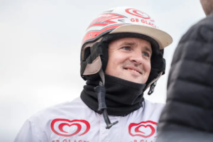 Per Linderoth tilknyttes Björn Goops stald