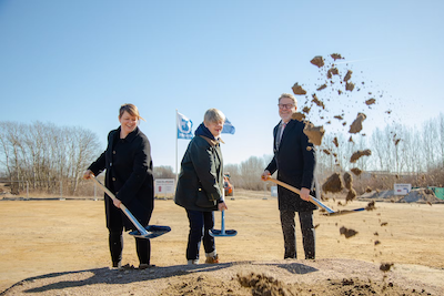 Det nye Jägersro: Det første, historiske spadestik er taget.