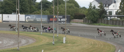 Pure Hurricane blæste banen rundt