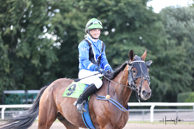 Halmstad: Spike Day med Mette Carlsen  vandt suverænt