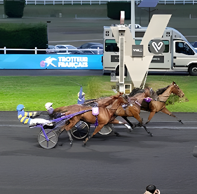 Liza Josselyn bedst i speedopgør