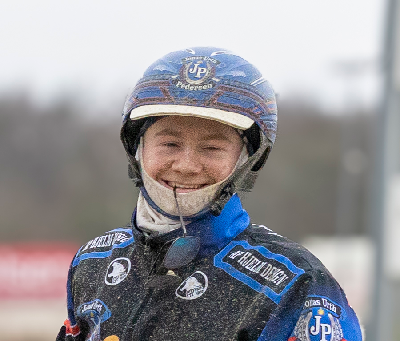 16-årige Jonas Uhrt Pedersen knockoutede V5-spillerne