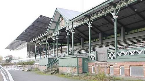 Kongetribunben er på flere måder et monument over Lundens historie