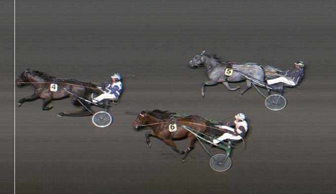 Master Crowe med Thomas Uhrberg vandt sikkert sin 2. sejr i år.