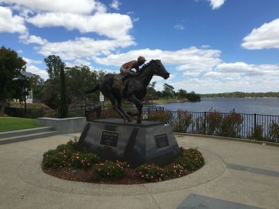 Statue af Black Caviar