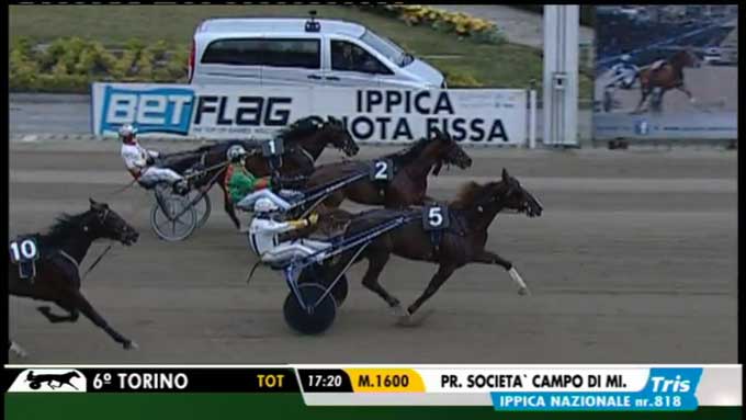 Oropuro Bar slutter stærkt af og vinder foran Pascia Lest og Mack Graces SM. Fra Unire TV