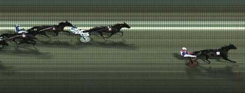 Patricia Hastrup vandt sikkert i ny rekord 1.11.6 . pรฅ tredjepladsen sidder Soho fast.