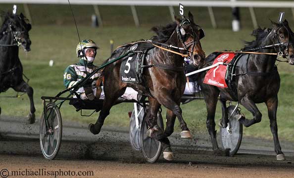 PInkman med Yannink Gingras tangerer verdensrekord for 2-årnge hingste med 1.10.5