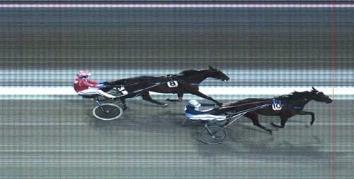 Princess Endurance har lunet sig i vinderhullet og speeder frem til sejr foran Madonna O.