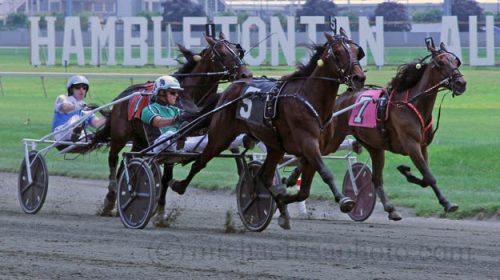 Resolve går sikkert frem og vinder John Cashman Memorial - Foto: Lisa Photo