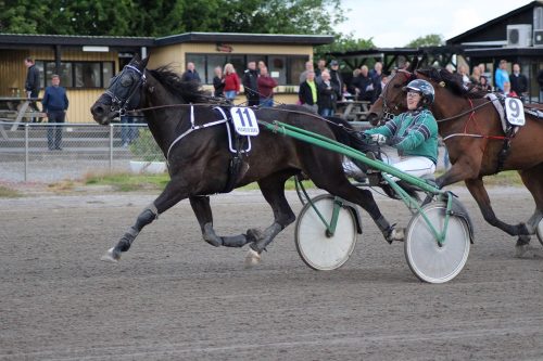 Takeover Takeover vinder for Marie U. Hansen på hjemmabanen