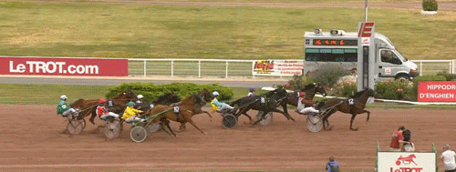 Traders vinder foran Cahal des Rioults og Tione EK. Foto Letrot