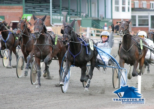Amalie Bork med Morten Friis vinder Dansk Opdrætningsløb