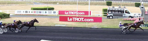 Så sikkert vandt Charly du Noyer Prix Jules Thibault på Vincennes torsdag eftermiddag. Foto Geny.com