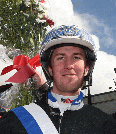 Christoffer Eriksson kรธrer Spring Erom for fรธrste gang - Foto Kanal 75