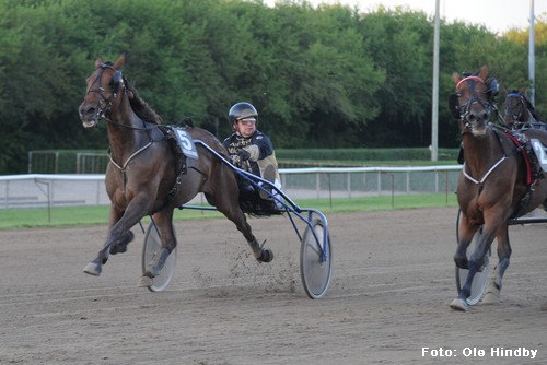 Orla med Søren Aaen ved en sejr i 2012. Foto Ole Hindby