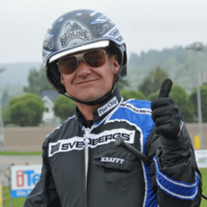 Per Lennartsson slog spillerne knock-out. Foto Kanal 75