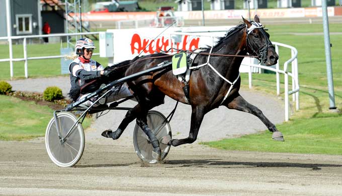 Rapide du Pommeau vinder sikkert for Linda Sedström