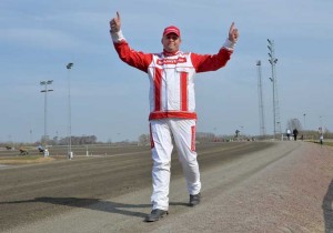 Umiddelbart efter sejren var træner Ulf Stenströmer en glad mand Foto Kanal 75.