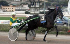 Tony Gio ved sejren i kvalifikationsløbet i Napoli.,