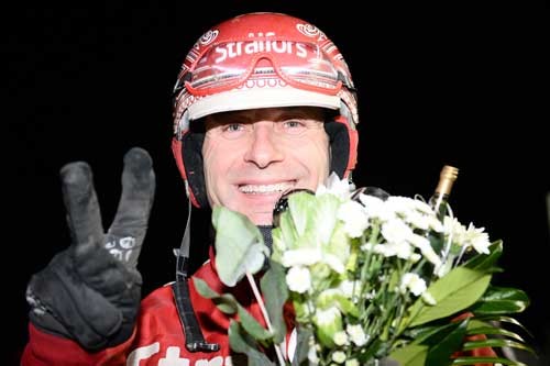 Peter Untersteiner var den store vinder pรฅ Halmstadtravet i aftes. Foto Kanal 75